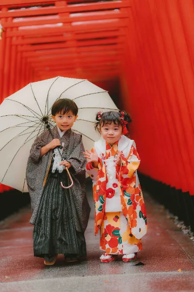 ハレノヒビフォトの撮影実績写真「05 - なつかし|フィルム風(赤)」6枚目